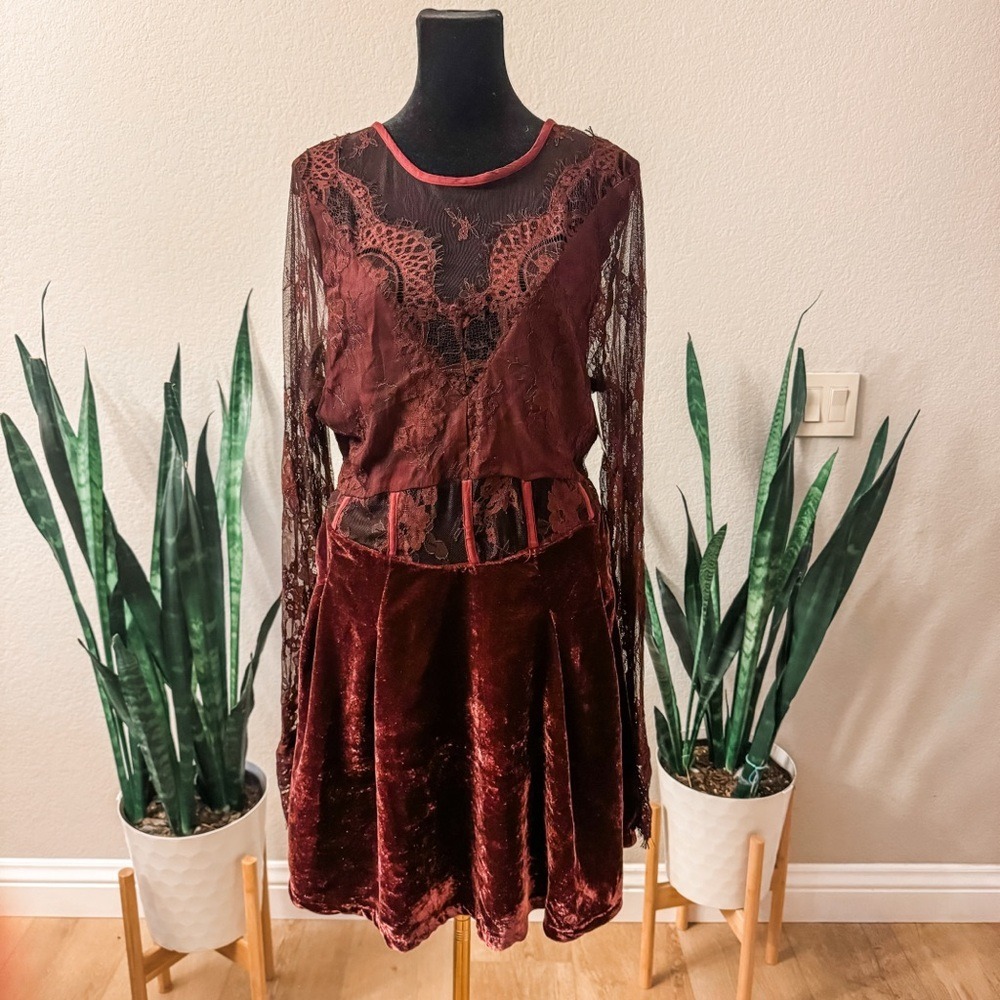 Free People Lace Corset Mini Dress Velvet Burgundy Medium Boho Gothic Festival - Picture 3 of 11